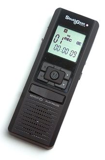 Voice Activated Digital Recorder W/ 4GB Micro SD Card 325 Hours